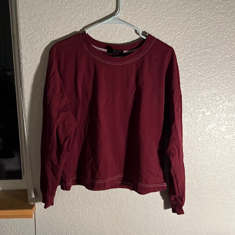 💜3/$12 Cropped Long Sleeve Tee